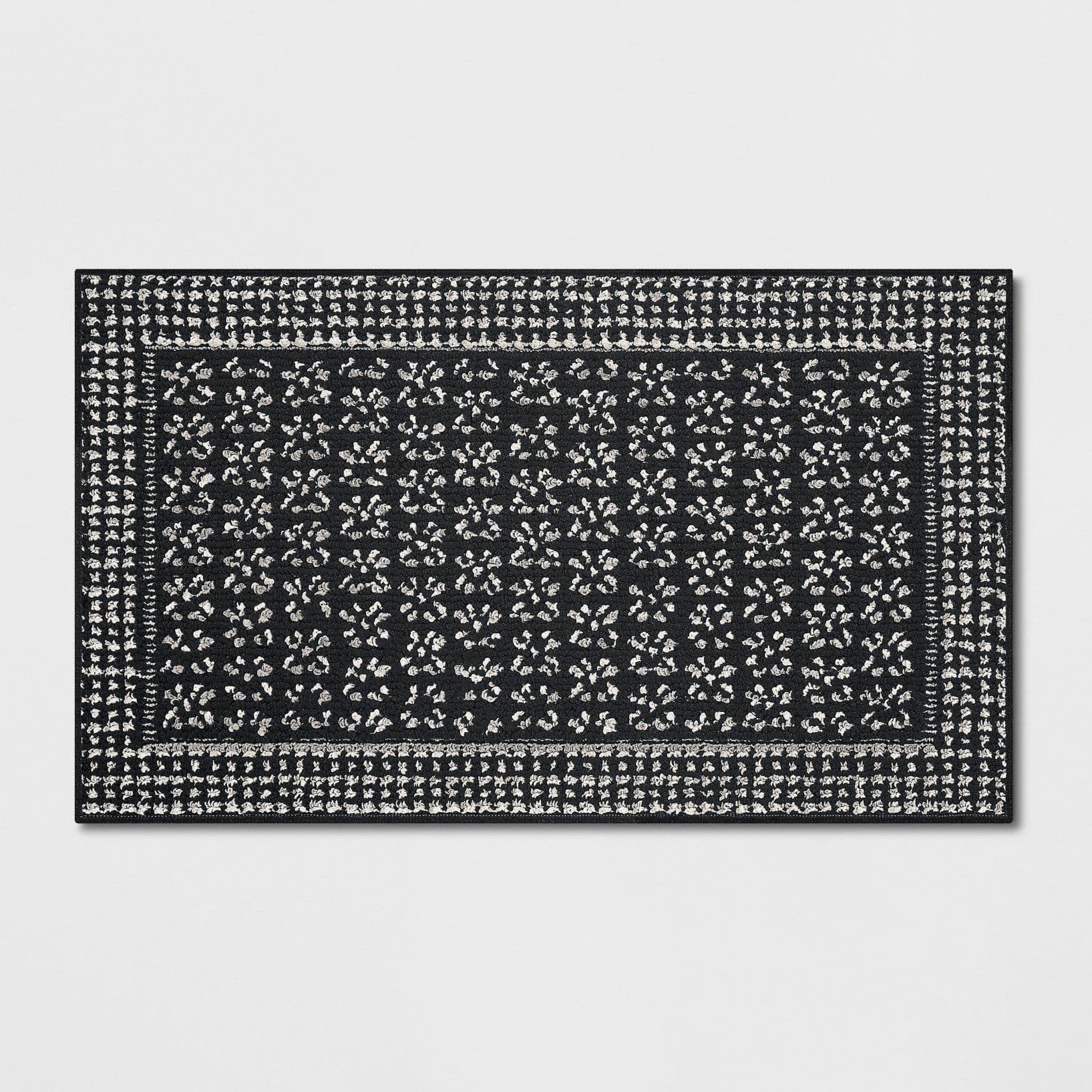 Washable Geometric Border Tufted Rug - Threshold&153